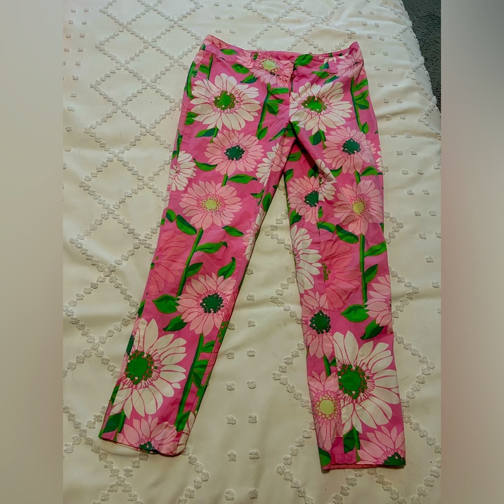 Lily Pulitzer beautiful capri pants size 2
